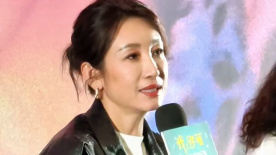 美女被艹在线